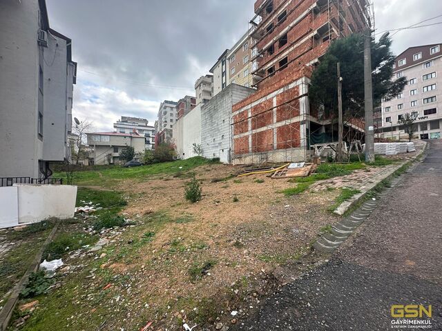 9-GSN GAYRİMENKULDEN MUHAMMER AKSOY DA 300M2 KİRALIK ARSA